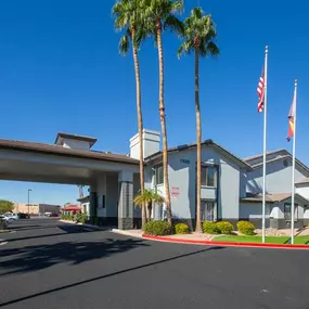 The Hotel Serene Glendale Peoria, SureStay Collection by BW