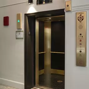 Building Elevator