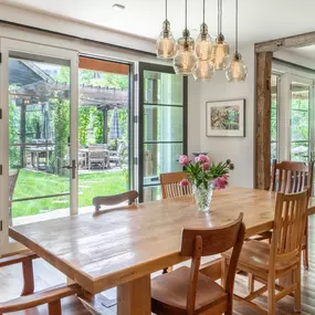 Bild von Compass: Kiki Kidder and Brad Thomas, Realtors