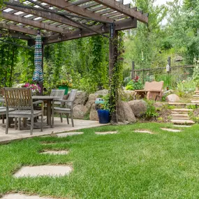 Bild von Compass: Kiki Kidder and Brad Thomas, Realtors