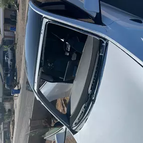 Tesla Windshield replacement in Mesa Arizona By Premiere Auto glass.