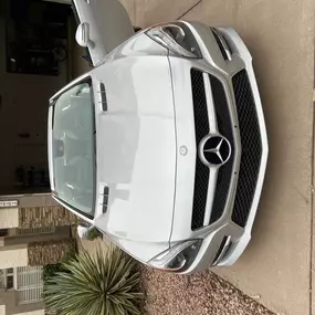 Windshield replacement in Mesa Arizona By Premiere Auto glass.