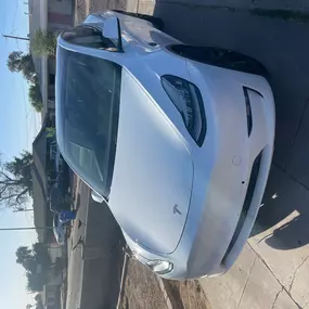 Tesla Windshield replacement in Mesa Arizona By Premiere Auto glass.