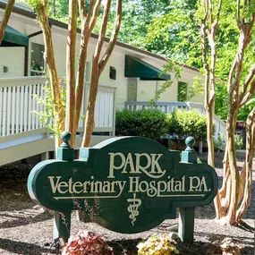 Exterior signage of Park Veterinary Hospital & Urgent Care