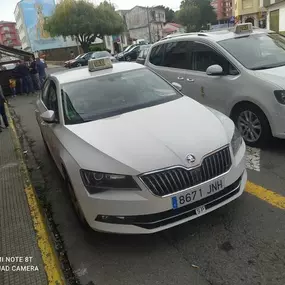 taxistaencarballo_coche.jpg