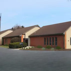 STR Behavioral Health Lancaster: Front of our mental health and addiction outpatient treatment center.