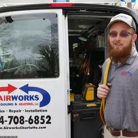 AirWorks Cooling & Heating, LLC worker