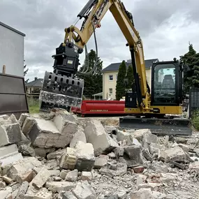 Bild von Kippen statt Schippen Erdbau und Fuhrunternehmen Ricardo Zinke