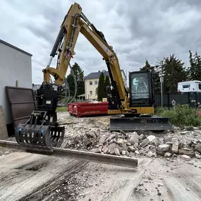 Bild von Kippen statt Schippen Erdbau und Fuhrunternehmen Ricardo Zinke