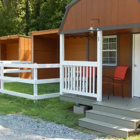 Bild von Bird's Nest Bunkies and Barn