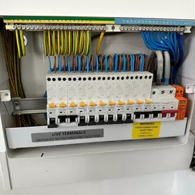 Bild von J Perkins Electrical Ltd