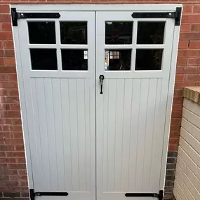 Bild von A B Wooden Gates & Garage Doors Ltd