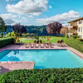 Swimming Pool at Overlook at the Willamette