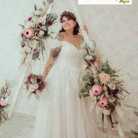 Bild von Linie 8 Brautmoden - Curvy Bride München