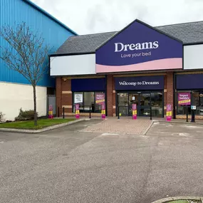 Bild von Dreams Barrow in Furness