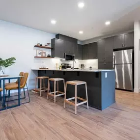 Dining Area & Kitchen