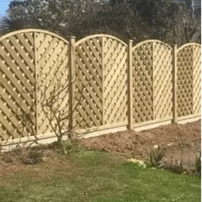 Bild von Trees And Fencing General Landscapes Ltd