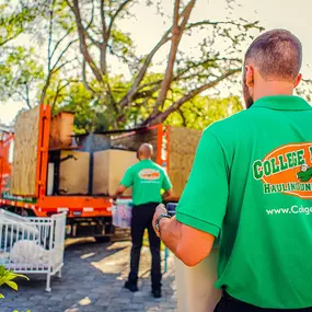 Bild von College Hunks Hauling Junk and Moving Marquette