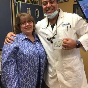 Bild von Dr. Nadeem Khan, DDS: Great Smiles Family Dentistry