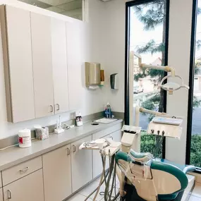Family Dentist Lake Forest, CA