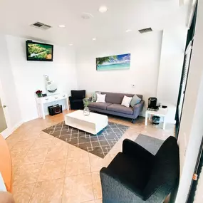 Cosmetic Dentist Lake Forest, CA