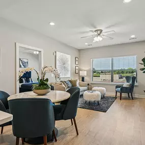 Bild von Legacy at Crowley