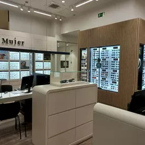 Bild von Optica2000 El Corte Inglés Pamplona