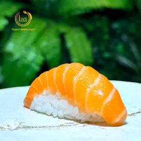 Nigiri Salmone