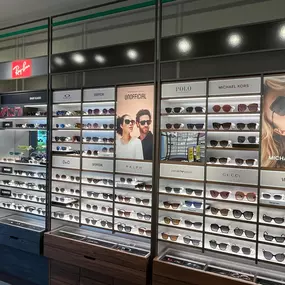 Bild von Pearle Opticiens Sint-Pieters-Leeuw - Shopping Pajot