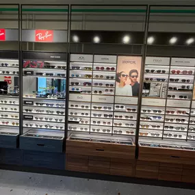 Bild von Pearle Opticiens Sint-Pieters-Leeuw - Shopping Pajot