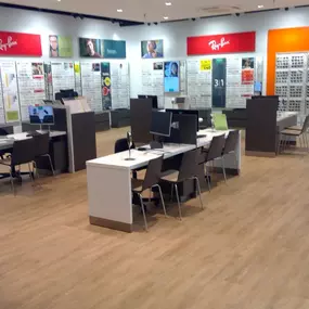 Bild von Pearle Opticiens Kuurne - Ringshopping Center Kortrijk Noord