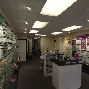 Bild von Vision Express Opticians - Barnoldswick