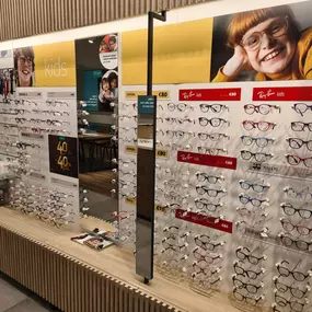 Bild von Pearle Opticiens Antwerpen - Meir (+contact lens center)