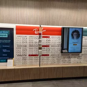 Bild von Pearle Opticiens Antwerpen - Meir (+contact lens center)