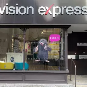 Bild von Vision Express Opticians - Warminster