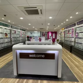 Bild von Vision Express Opticians - Perth