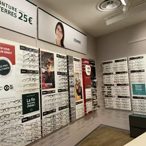 Bild von Opticien PARIS CHAMPIONNET Générale d'Optique