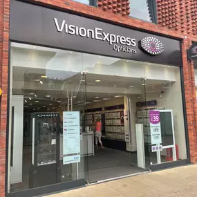 Bild von Vision Express Opticians - Windsor