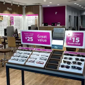 Bild von Vision Express Opticians - Plymouth