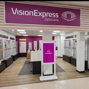 Bild von Vision Express Opticians at Tesco - Winchester, Easton