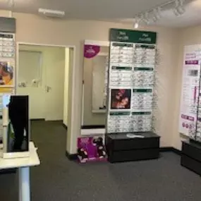 Bild von Vision Express Opticians - Amesbury