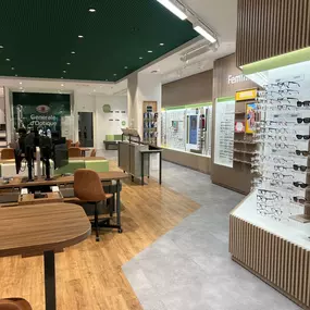 Bild von Opticien et Audioprothésiste PARIS LA DEFENSE Générale d'Optique