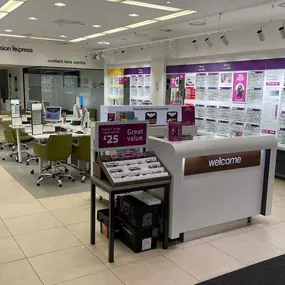 Bild von Vision Express Opticians - Leeds - Trinity