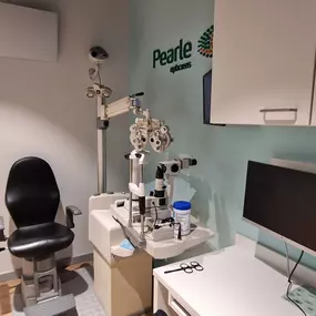 Bild von Pearle Opticiens Almere - Stationsstraat