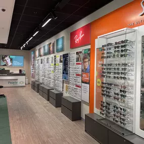 Bild von Pearle Opticiens La Louvière - Shopping Cora