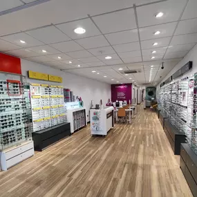 Bild von Vision Express Opticians - Torquay