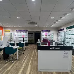 Bild von Vision Express Opticians - Banbury