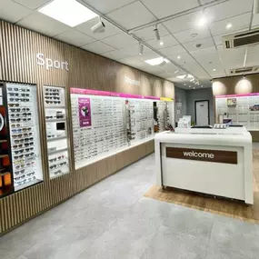 Bild von Vision Express Opticians - Camberley