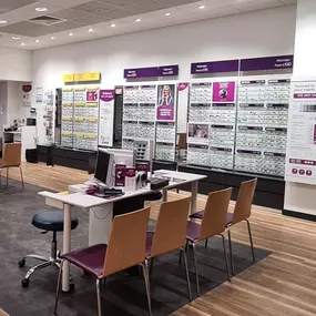 Bild von Vision Express Opticians - Crawley - County Mall