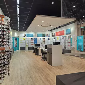 Bild von Pearle Opticiens Waterloo - Shopping Carrefour Mont Saint Jean